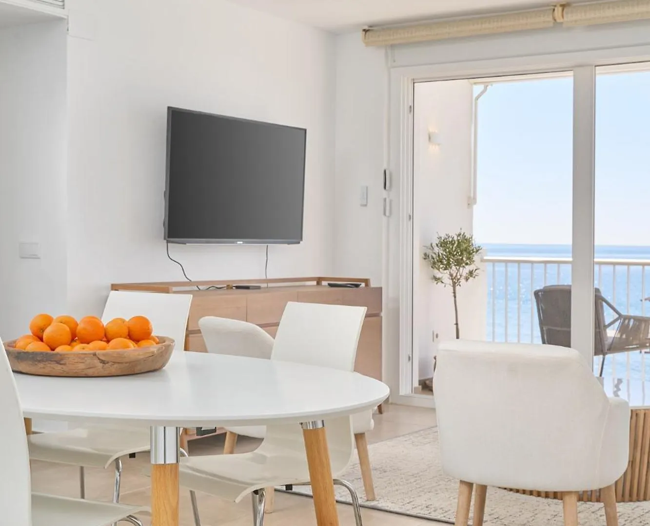 Seafront Apartment Algarrobo Costa